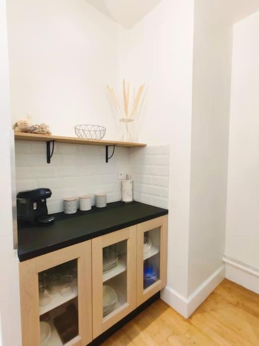 Appartement Carcassonnais Avec Parking カルカソンヌ エクステリア 写真