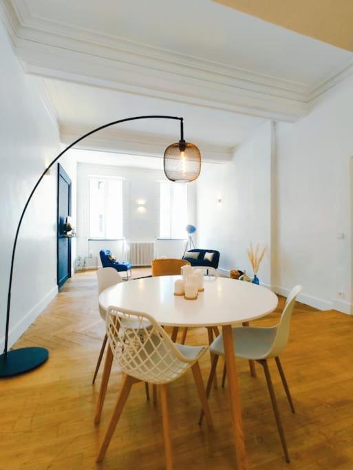 Appartement Carcassonnais Avec Parking カルカソンヌ エクステリア 写真