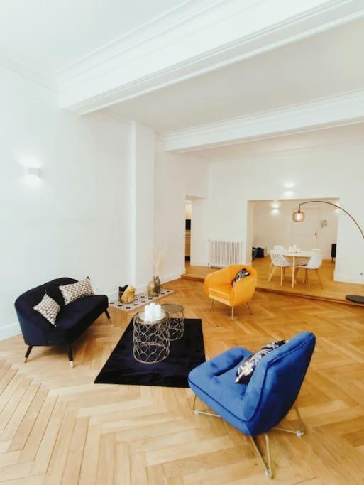 Appartement Carcassonnais Avec Parking カルカソンヌ エクステリア 写真